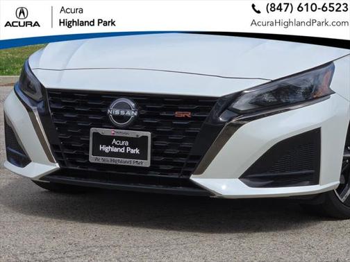 2023 Nissan Altima SR FWD