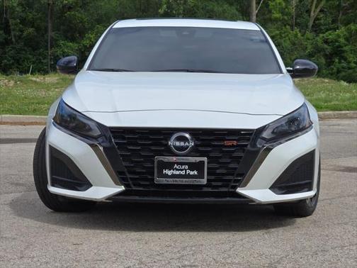 2023 Nissan Altima SR FWD