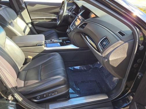 2019 Acura RLX Sport Hybrid Advance Package
