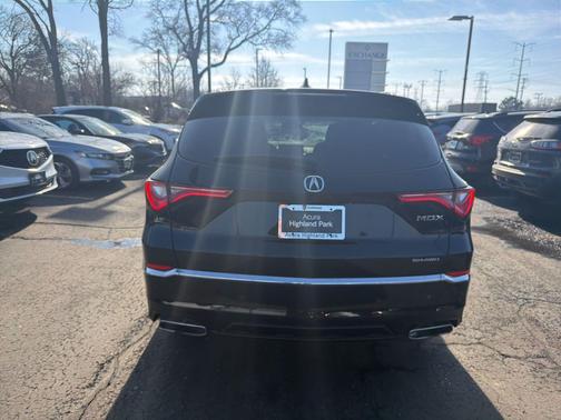 2023 Acura MDX Advance