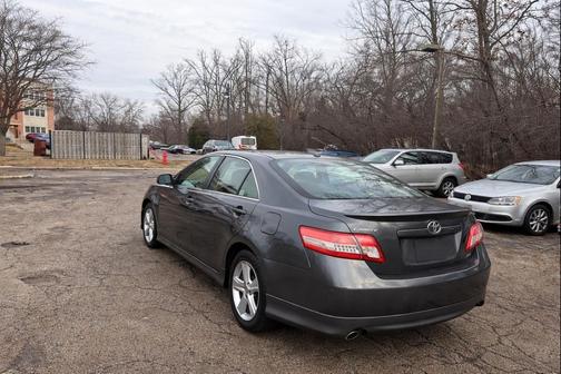 2011 Toyota Camry SE