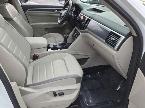 2021 Volkswagen Atlas 3.6L SEL Premium