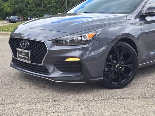 2019 Hyundai Elantra GT Base
