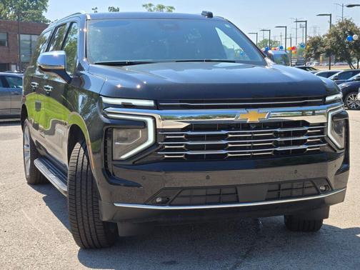 2025 Chevrolet Suburban Premier