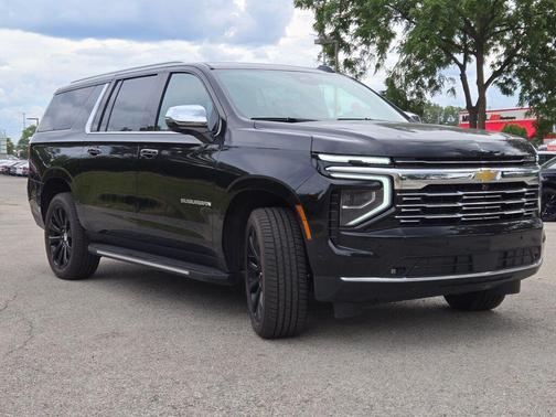 2025 Chevrolet Suburban Premier