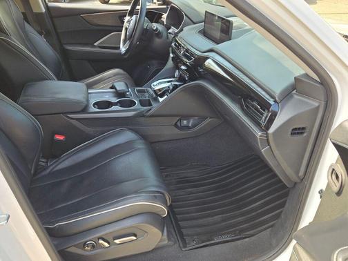 2023 Acura MDX Advance Package