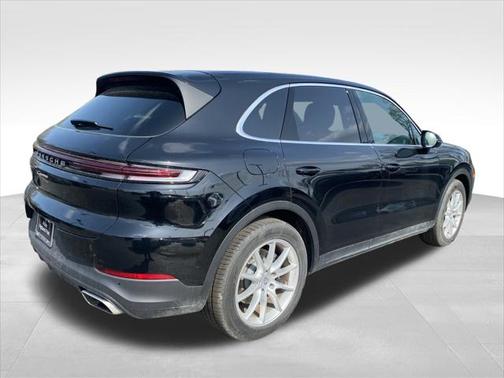 2024 Porsche Cayenne Base