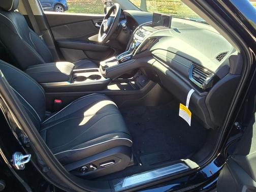 2025 Acura RDX Advance Package