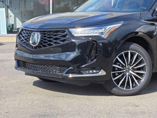2025 Acura RDX Advance Package