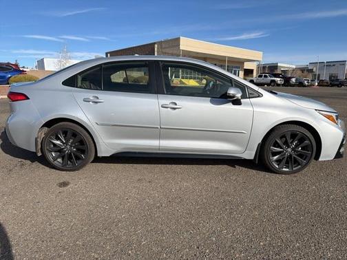 2025 Toyota Corolla Hybrid SE