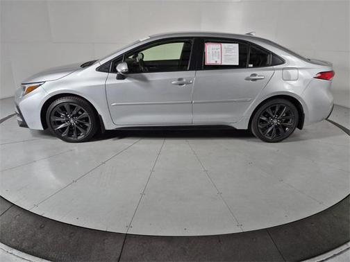 2025 Toyota Corolla Hybrid SE