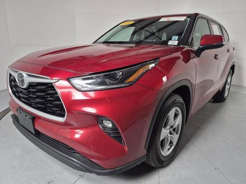 Ruby Flare Pearl 2021 Toyota Highlander LE
