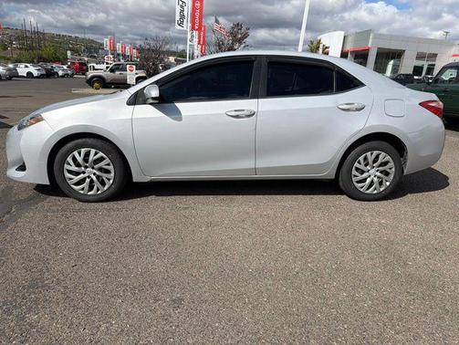 Classic Silver Metallic 2018 Toyota Corolla LE
