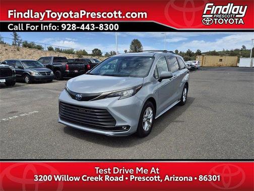2022 Toyota Sienna XLE