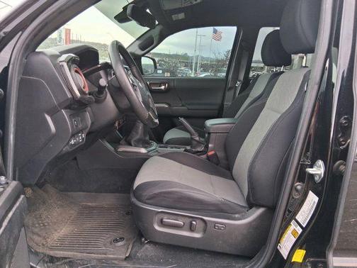 2022 Toyota Tacoma TRD Off Road