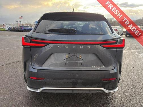 2024 Lexus NX 450h+ F SPORT Handling