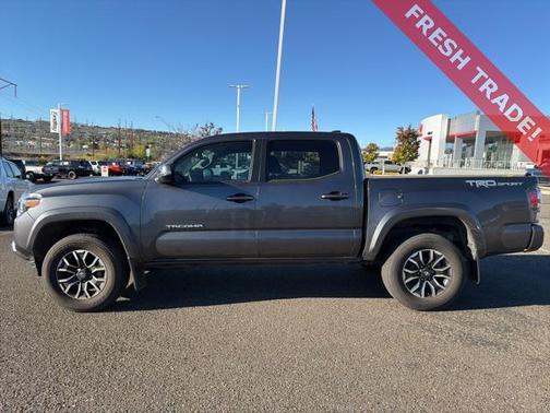 2022 Toyota Tacoma TRD Sport