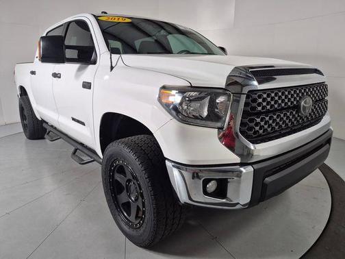 Super White 2019 Toyota Tundra SR5