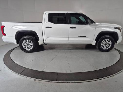 Ice Cap 2025 Toyota Tundra SR5