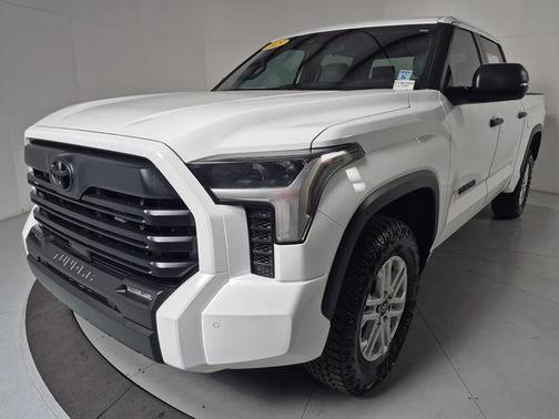 Ice Cap 2025 Toyota Tundra SR5
