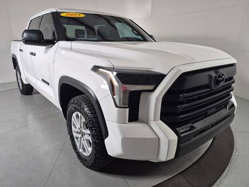 Ice Cap 2025 Toyota Tundra SR5
