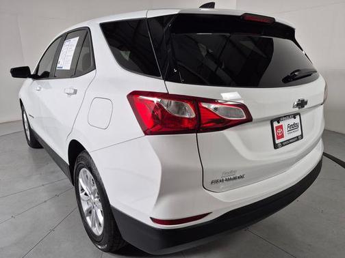 Summit White 2020 Chevrolet Equinox LS