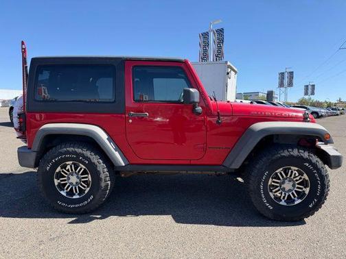 Flame Red Clearcoat 2014 Jeep Wrangler Rubicon