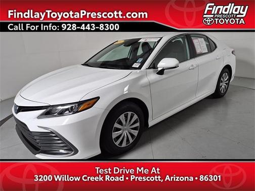 2024 Toyota Camry Hybrid LE