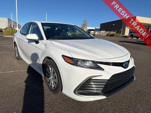 2024 Toyota Camry Hybrid LE