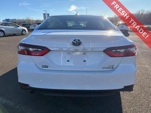 2024 Toyota Camry Hybrid LE