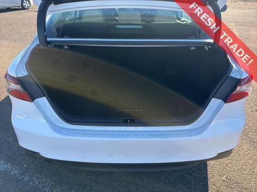 2024 Toyota Camry Hybrid LE