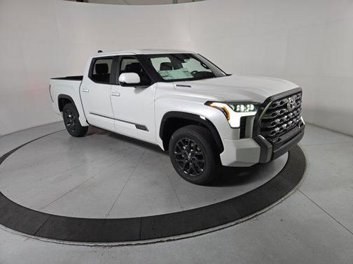 2025 Toyota Tundra Hybrid Platinum