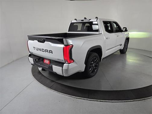 2025 Toyota Tundra Hybrid Platinum