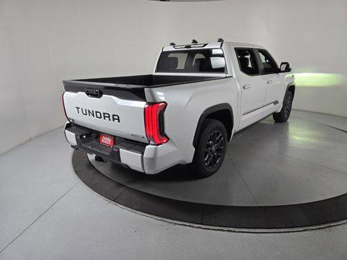 2025 Toyota Tundra Hybrid Platinum
