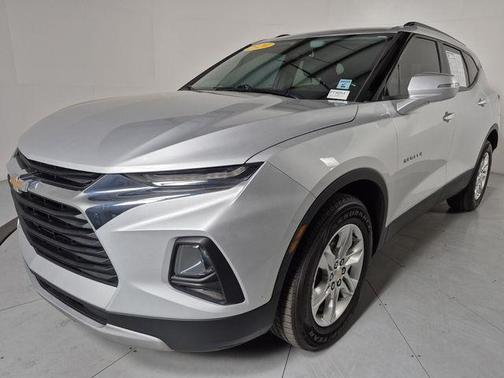 Silver Ice Metallic 2020 Chevrolet Blazer 3LT