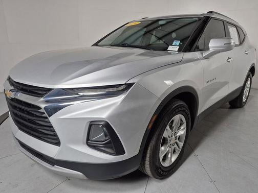 Silver Ice Metallic 2020 Chevrolet Blazer 3LT
