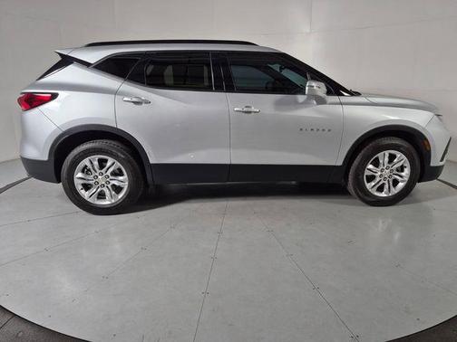 Silver Ice Metallic 2020 Chevrolet Blazer 3LT