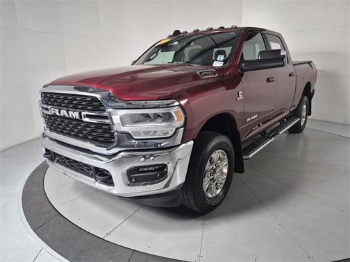 2022 RAM 2500 Big Horn Crew Cab 4x4 6'4' Box
