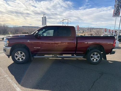 2022 RAM 2500 Big Horn Crew Cab 4x4 6'4' Box