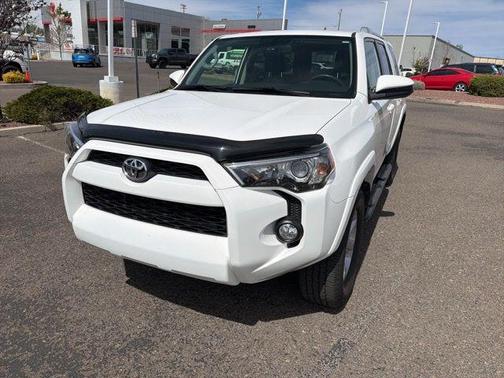 Super White 2017 Toyota 4Runner SR5