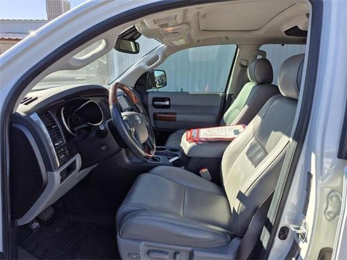 2020 Toyota Sequoia Platinum