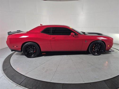 2016 Dodge Challenger SRT Hellcat