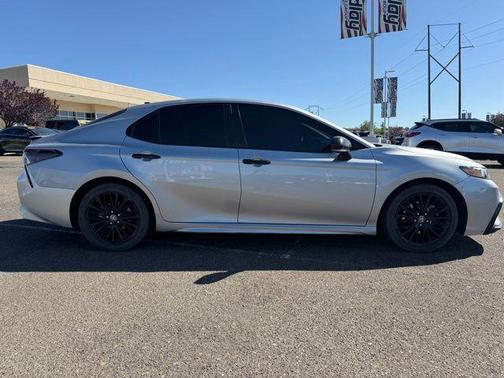 Celestial Silver Metallic 2022 Toyota Camry SE