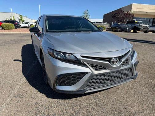 Celestial Silver Metallic 2022 Toyota Camry SE