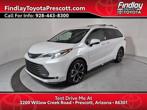 2025 Toyota Sienna Platinum 7 Passenger
