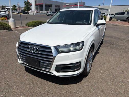 Carrara White 2018 Audi Q7 3.0T Prestige