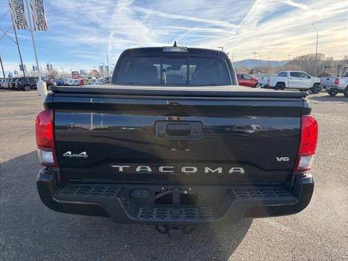 2022 Toyota Tacoma SR
