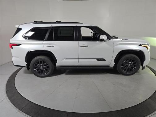 2025 Toyota Sequoia Platinum