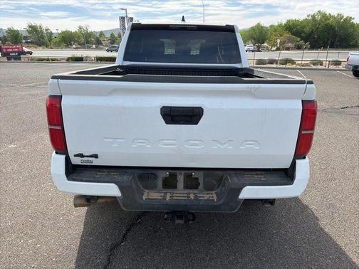 Ice Cap 2024 Toyota Tacoma SR5
