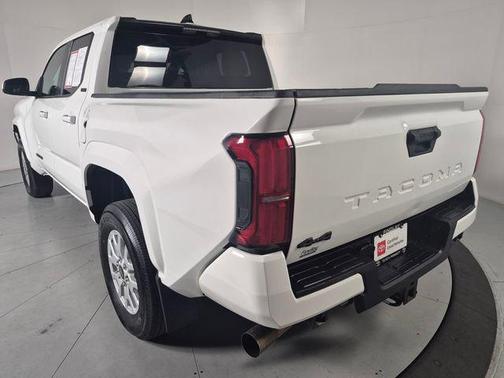 Ice Cap 2024 Toyota Tacoma SR5